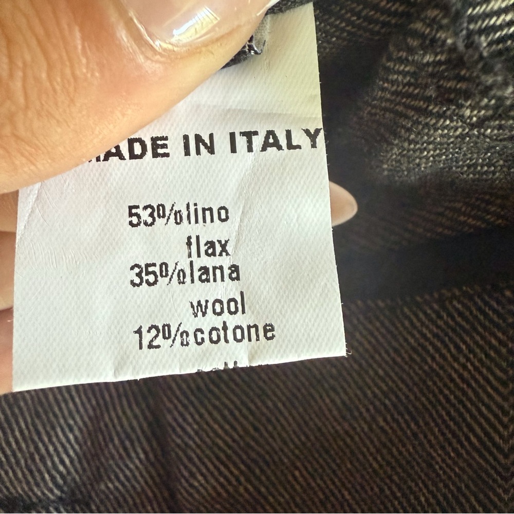 NWT $178 Kosmika Grayish Brown Women's Tweed Shorts with Belt in size Medium! - Picture 6 of 6